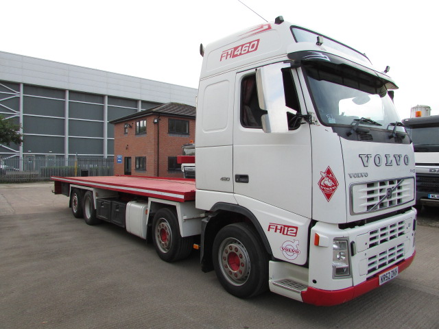 VOLVO FH12.460  GLOBETROTTER 8X2 RECOVERY/FLAT TRUCK (KR52 ZKH) S/N 3804