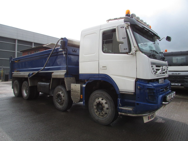 VOLVO FMX 2013 8x4 STEEL BODY TIPPER (AJ13 DMJ) S/N: 3965