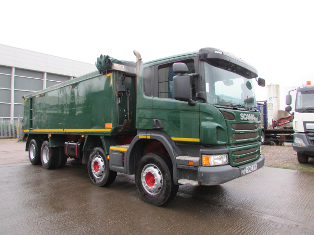 SCANIA P400 20013 8x4 TIPPER (SN13 OYJ) S/N: 3983