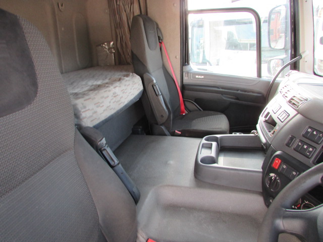Vehicle Photo 16