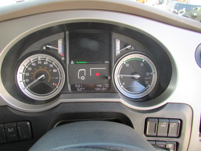 Vehicle Photo 17