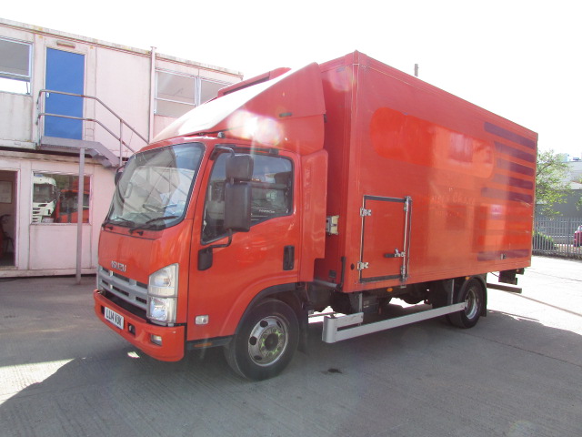 Vehicle Photo 13