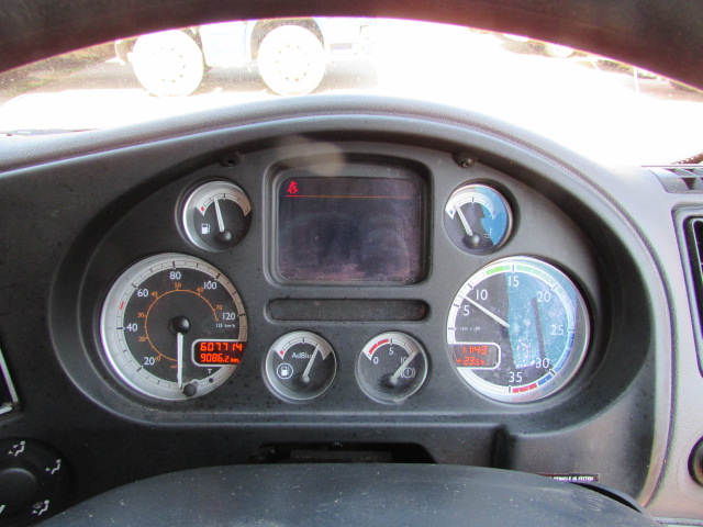 Vehicle Photo 15