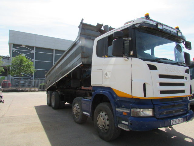 Vehicle Photo 4