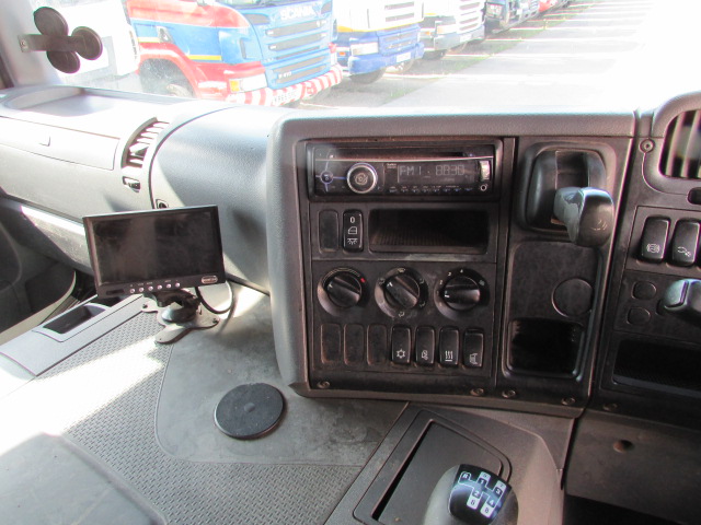 Vehicle Photo 12