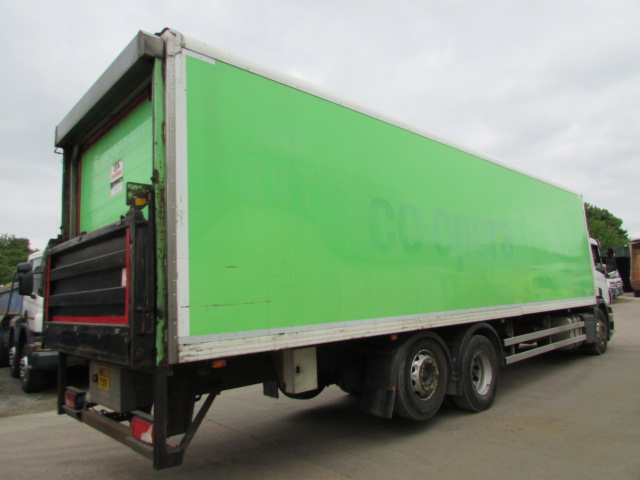 Vehicle Photo 3
