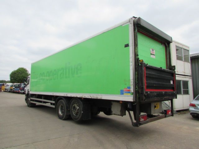 Vehicle Photo 5
