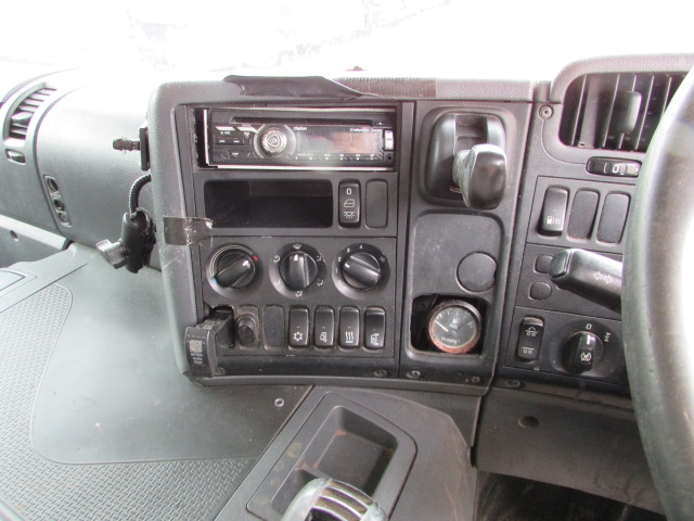 Vehicle Photo 12
