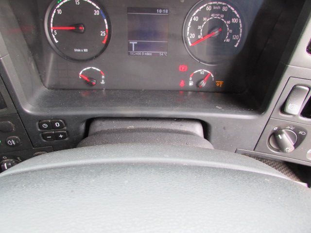 Vehicle Photo 13