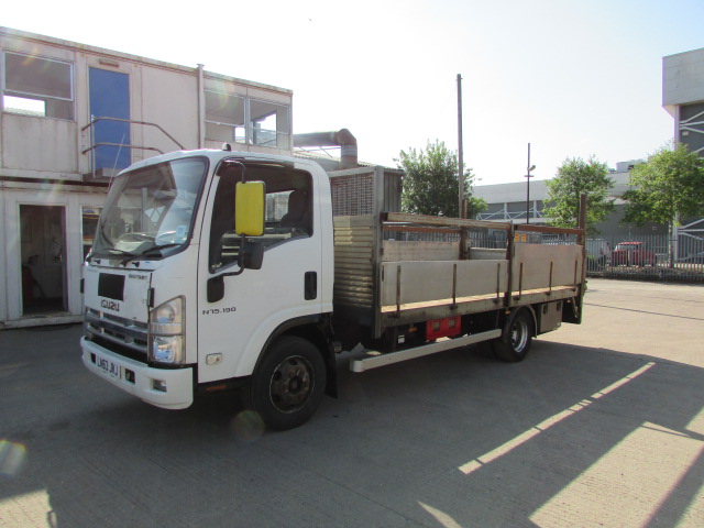 Vehicle Photo 5
