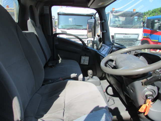 Vehicle Photo 8