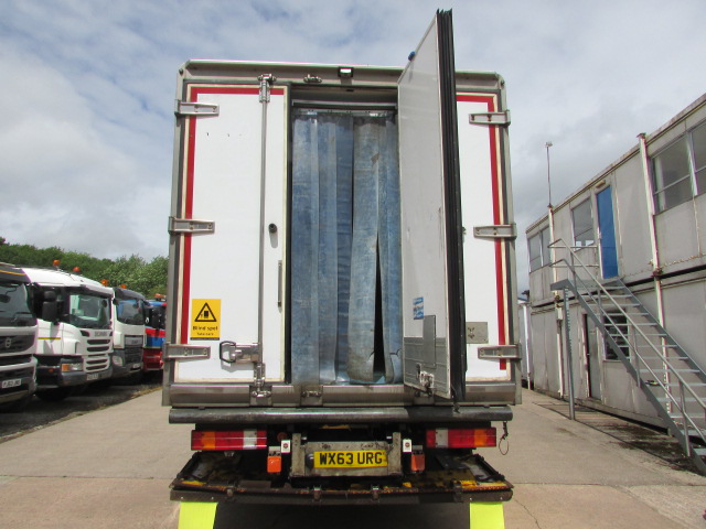 Vehicle Photo 4