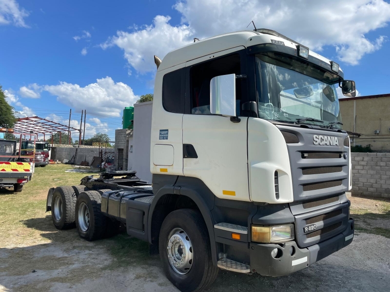 SCANIA R420 6x4 TRACTOR UNIT.