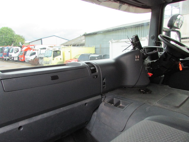 Vehicle Photo 22