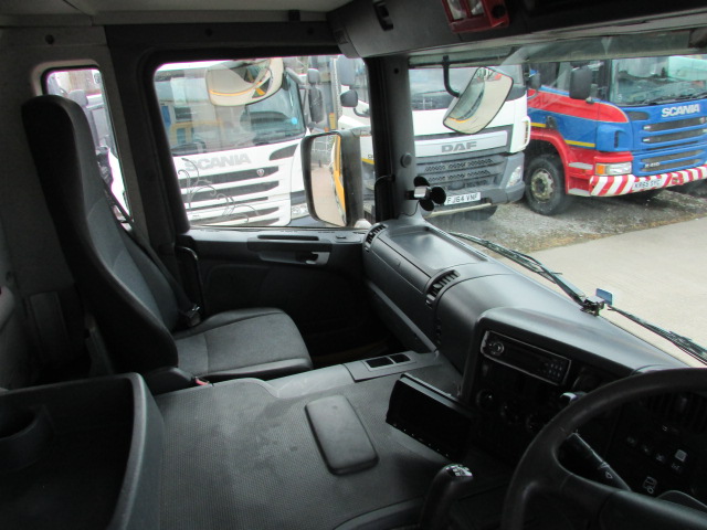 Vehicle Photo 8