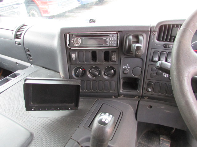 Vehicle Photo 14