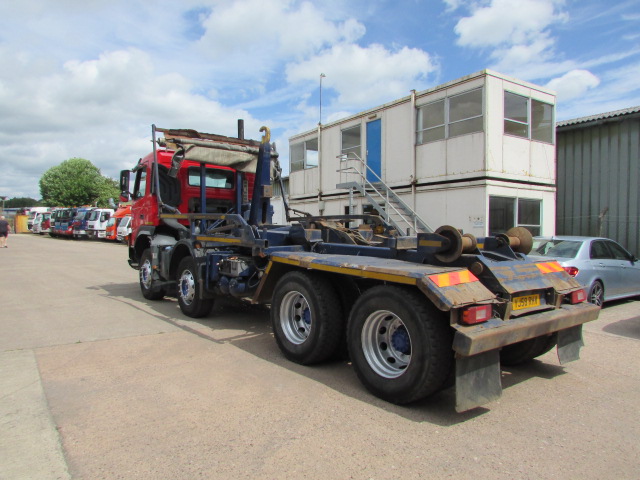 Vehicle Photo 4