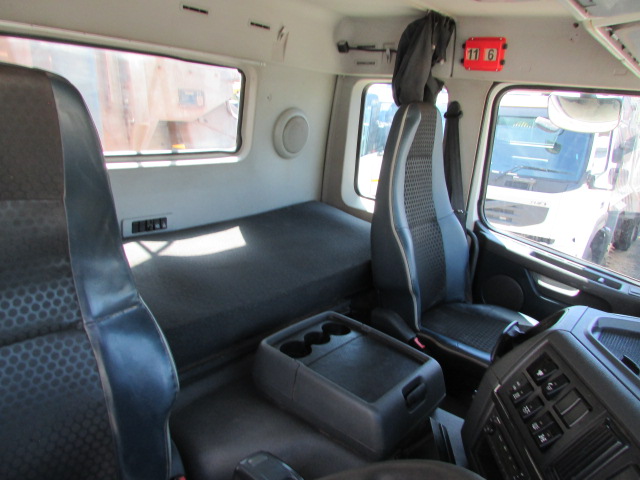 Vehicle Photo 18
