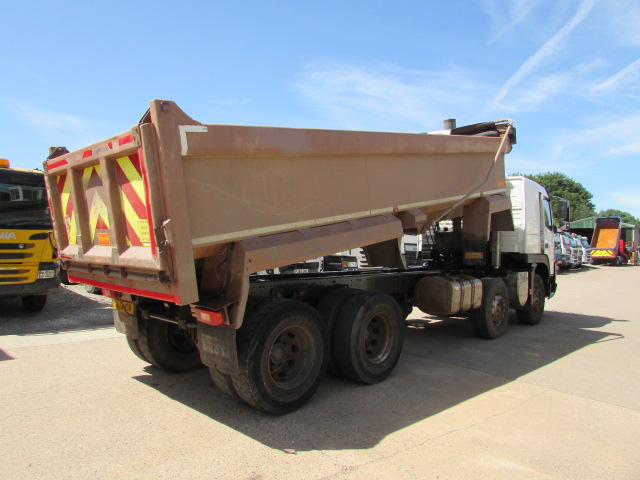 Vehicle Photo 12