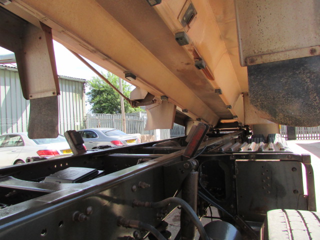 Vehicle Photo 17