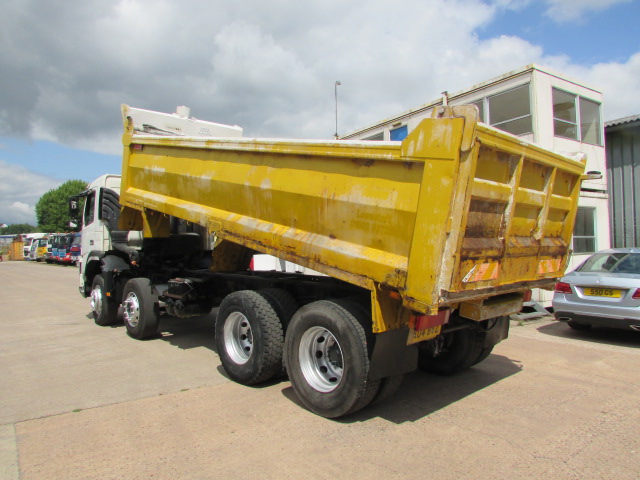 Vehicle Photo 11