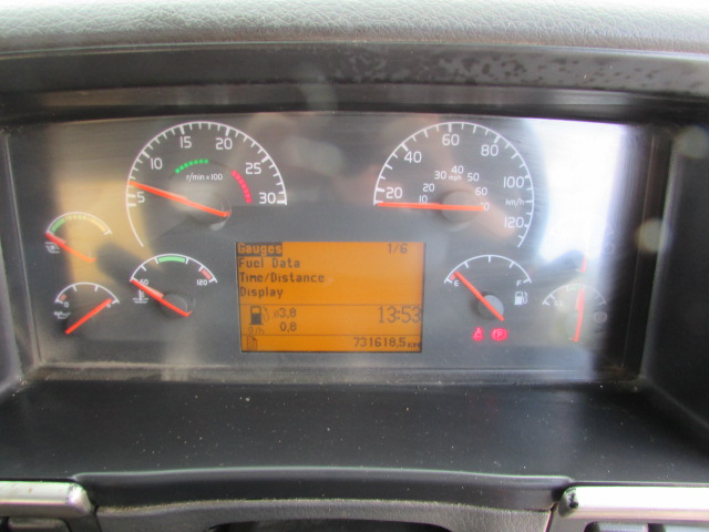 Vehicle Photo 18