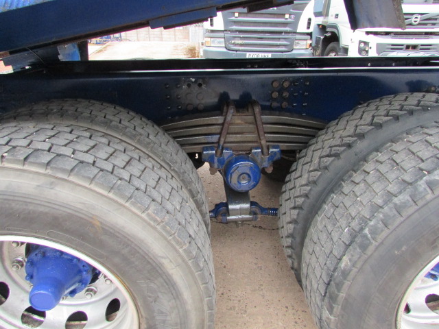 Vehicle Photo 11