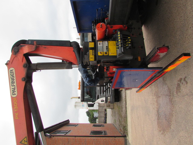 Vehicle Photo 16