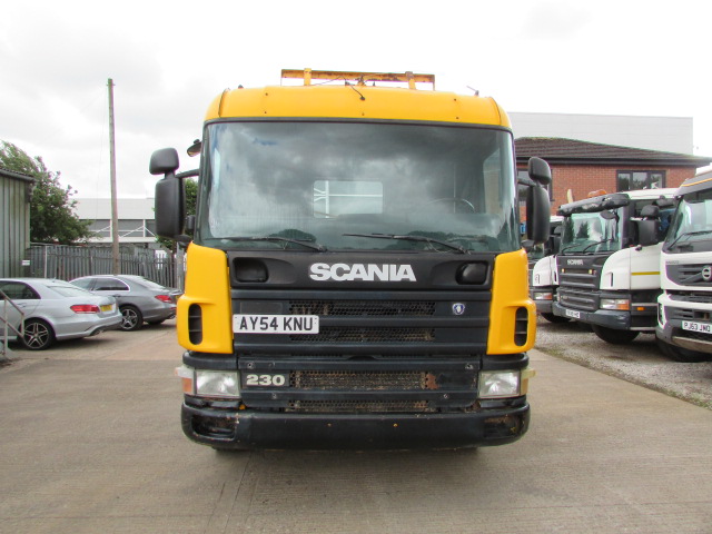 Vehicle Photo 2