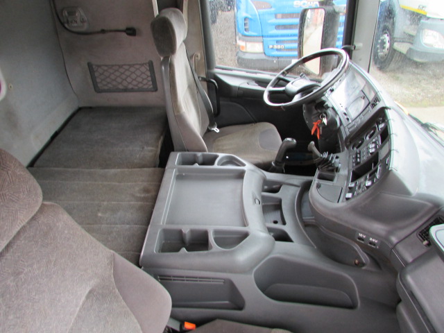Vehicle Photo 9
