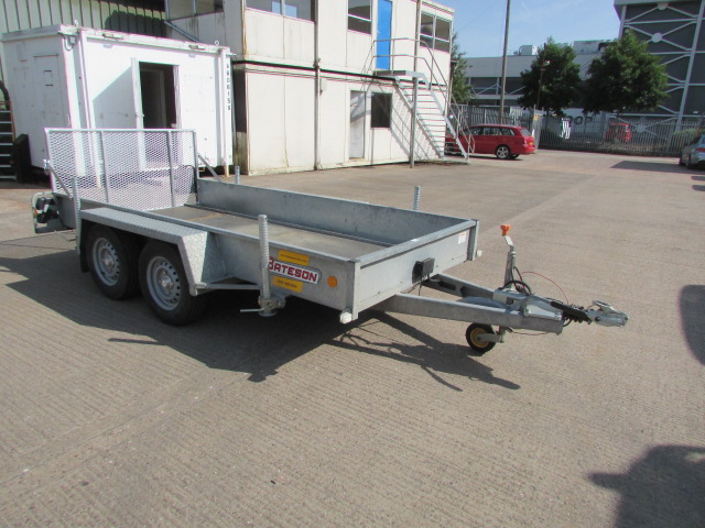 BATESON TWIN AXLE PLANT TRAILER. S/N: 4016
