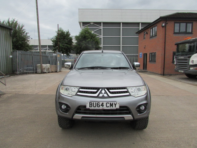 Vehicle Photo 2