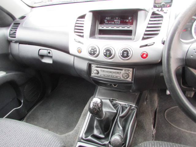 Vehicle Photo 12