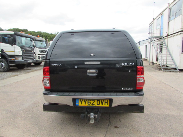 Vehicle Photo 14