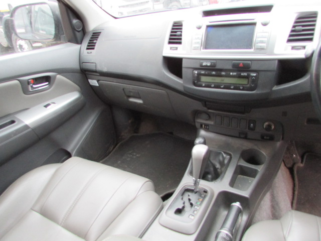 Vehicle Photo 9