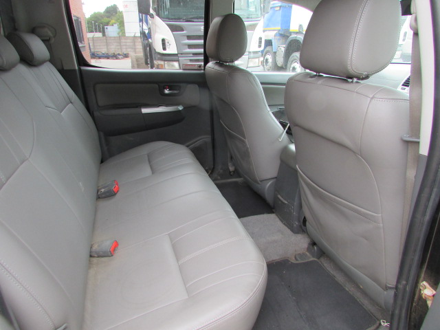 Vehicle Photo 10