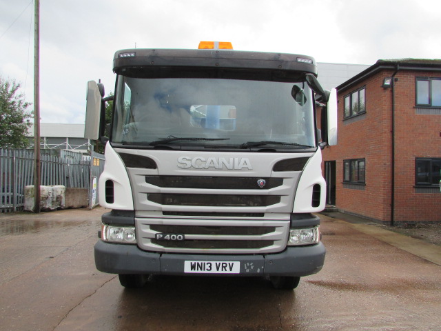 Vehicle Photo 2