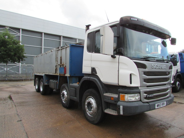 SCANIA P400 2013 8x4 STEEL BODY TIPPER WITH HOT BOX. (WN13 VRV) S/N:4116