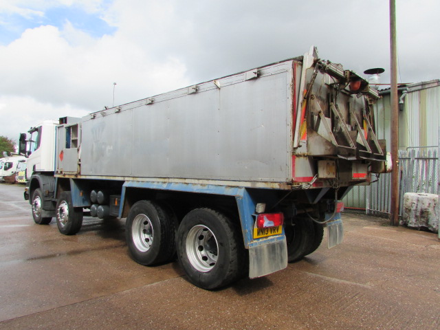 Vehicle Photo 5