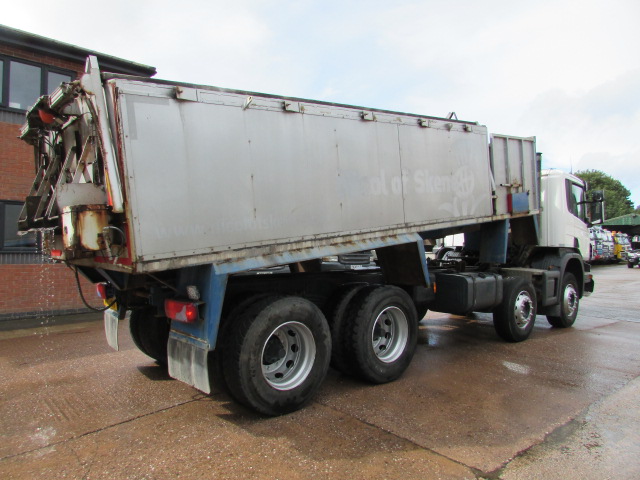 Vehicle Photo 8