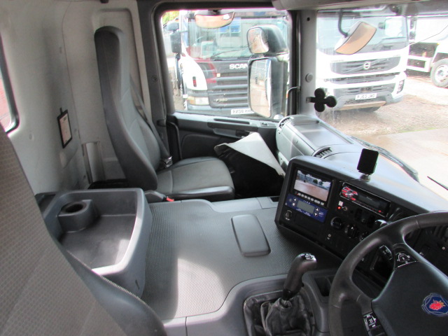 Vehicle Photo 21