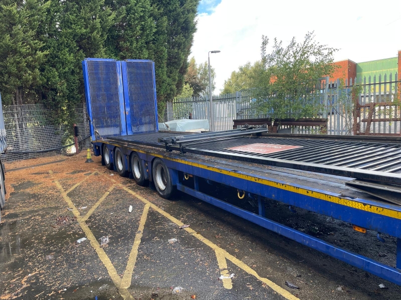 Vehicle Photo 8