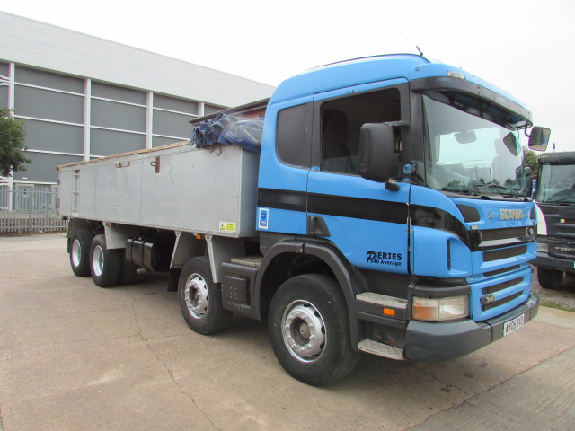 SCANIA P340 8X4 STEEL LINED TIPPER (AY05 BXD) - S/N 4132