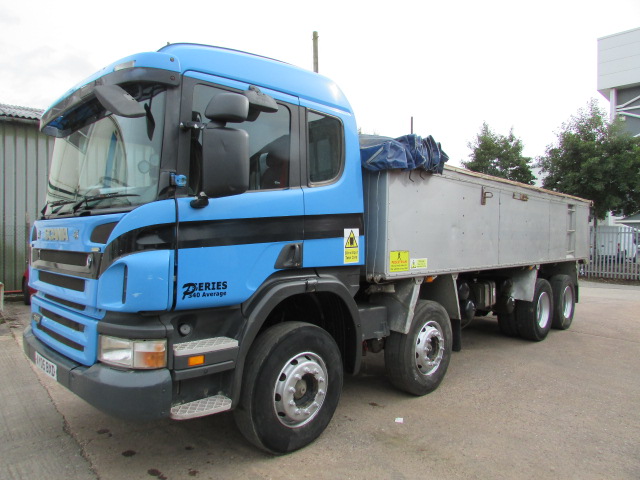 Vehicle Photo 4