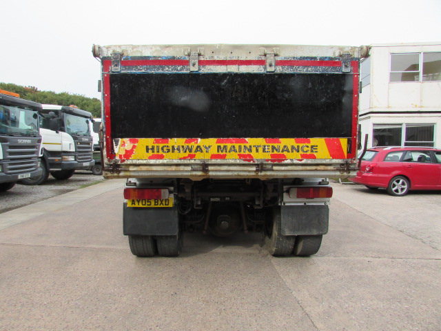 Vehicle Photo 5