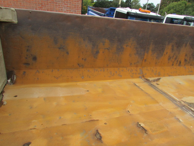 Vehicle Photo 17