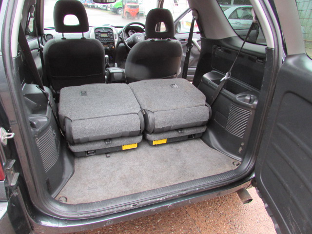 Vehicle Photo 17