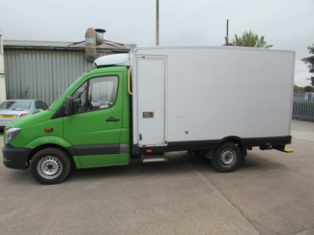 Vehicle Photo 5