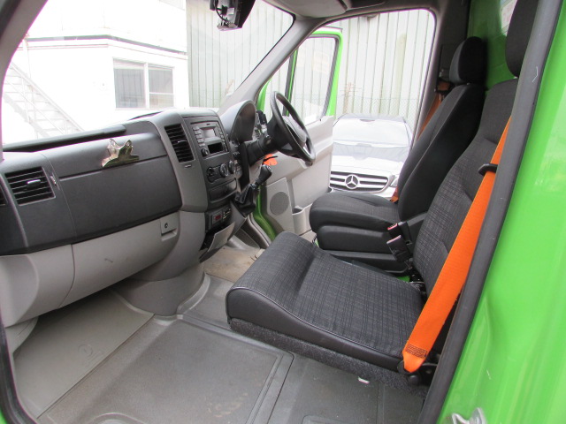 Vehicle Photo 13