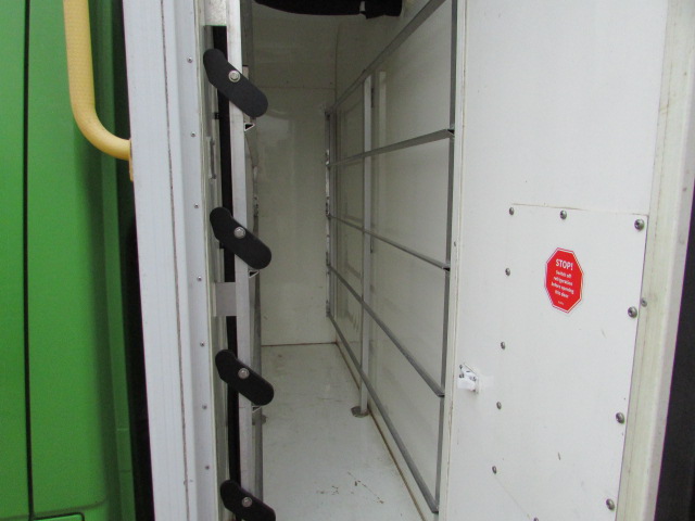 Vehicle Photo 14